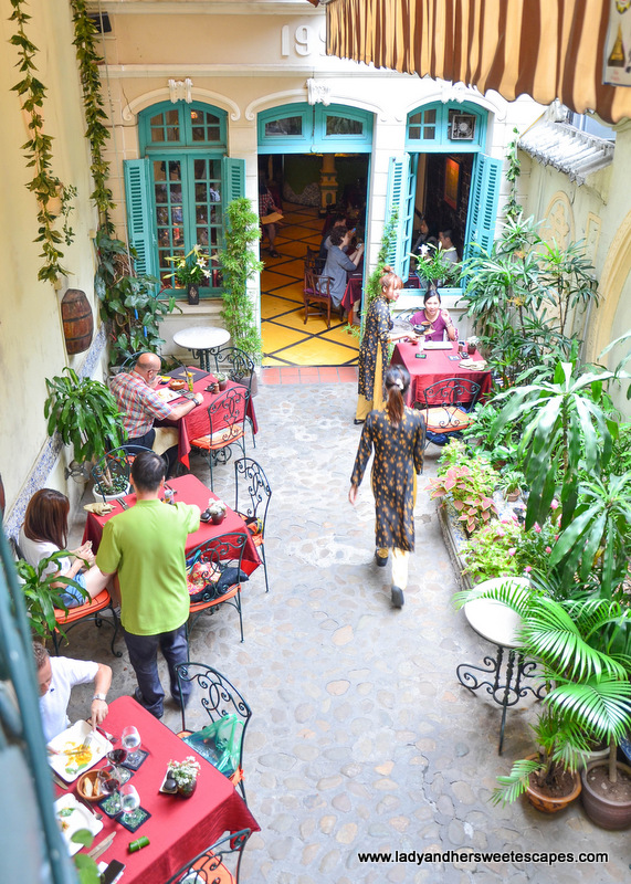 7 Foodie Spots to Love in Hanoi Lady & her Sweet Escapes