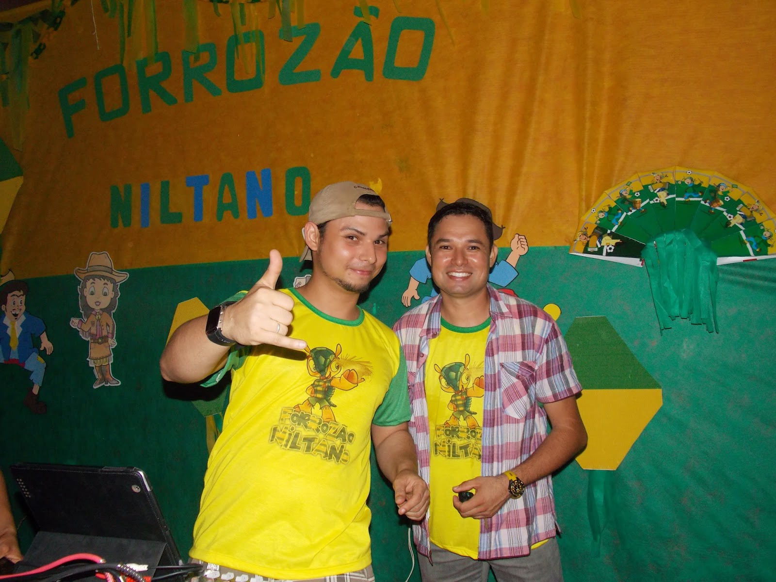 Na Minha Quadrilha Só Tem Gente Que Brilha