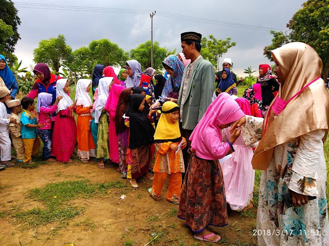 Baksos TPQ Cahaya Foundation Di Sukatenang Sukawangi Baksos TPQ Cahaya Foundation Di Sukatenang Sukawangi