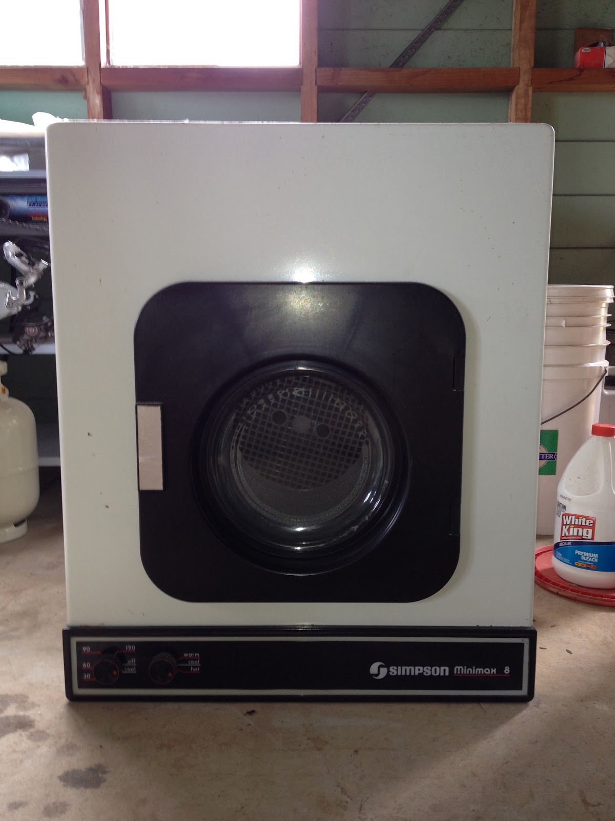 MovingSaleNSW Simpson Minimax 8 clothes dryer / tumble dryer