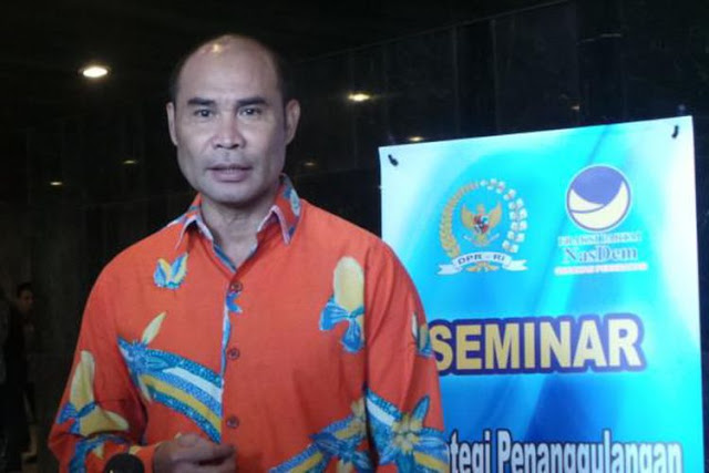 Gak Paham Tapi Sok Pinter Ngomong Soal Khilafah, Jadinya Ngawur Kuadrat Gak Paham Tapi Sok Pinter Ngomong Soal Khilafah, Jadinya Ngawur Kuadrat