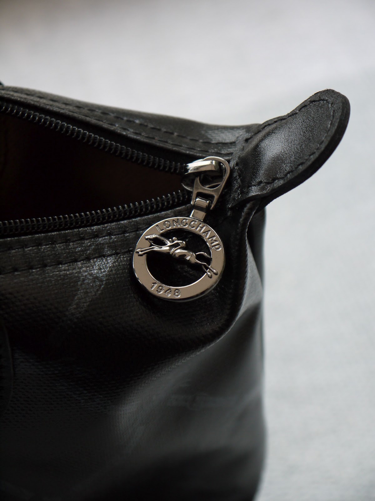 Kitch 'n' Chic: Longchamp Small LM Metal Handbag Black/Noir