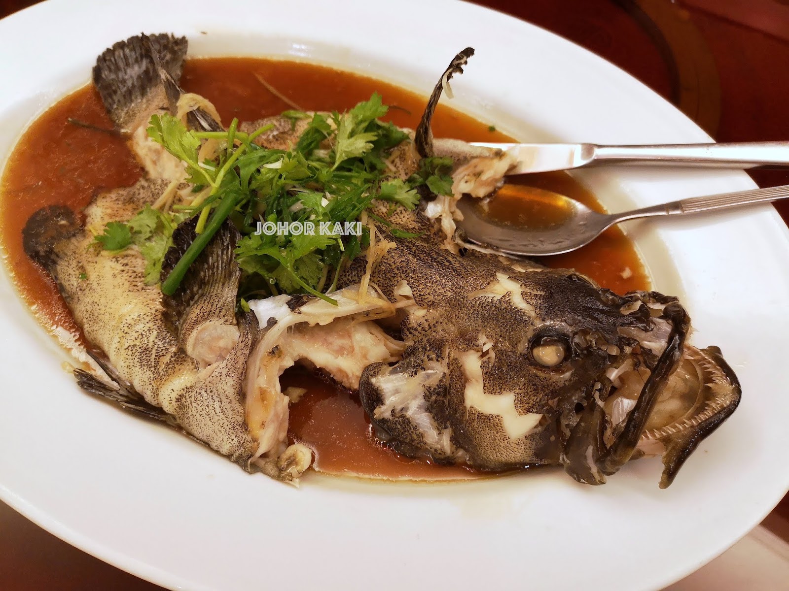 Hop Sing Restaurant of Ponderosa Golf & Country Club in Johor Bahru 金閣樓