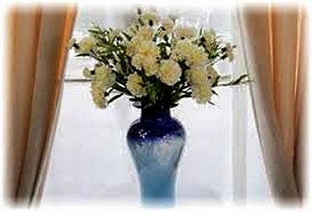 (1)утром в хрустальной вазе на столе витя увидел огромный букет мимозы. утром в хрустальной вазе на столе витя. утром в хрустальной вазе на столе витя. утром в хрустальной вазе на столе витя. зашушукались это.