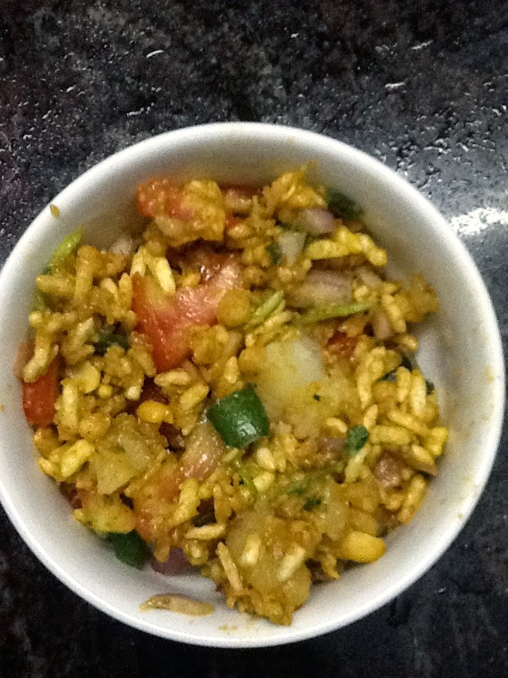 Ishwarya Balaji's Kitchen Wet Bhel Puri with Mint&Honey Dates Sauce