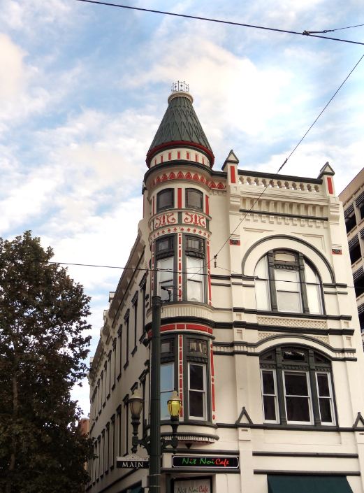 Houston in Pics Nit Noi Thai restaurant in historic building on Main S