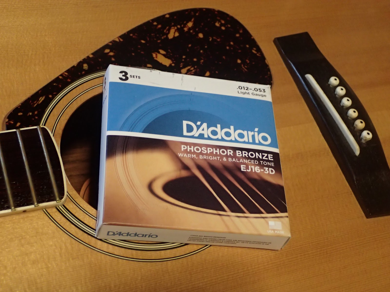 アコギをダダリオの弦（EJ16-3D）に張り替え。コーティング弦と弾き比べる|珍妙雑記帖