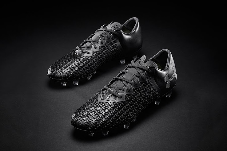 black under armour football boots