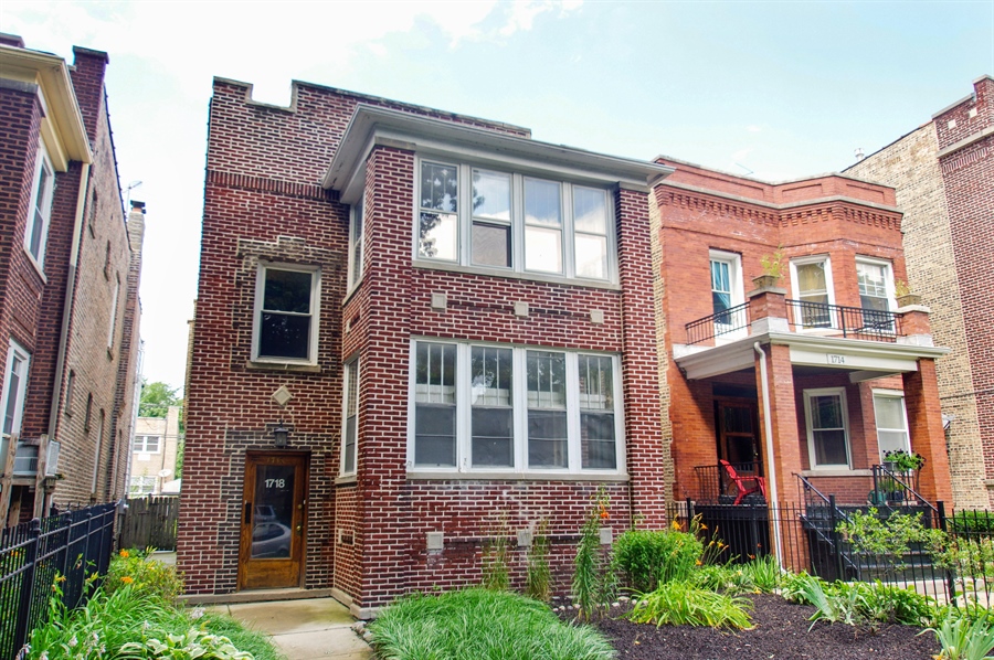 The Chicago Real Estate Local Rogers Park multiunit sales, median