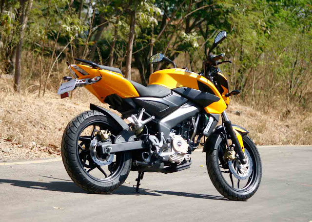 pulsar 1000cc price