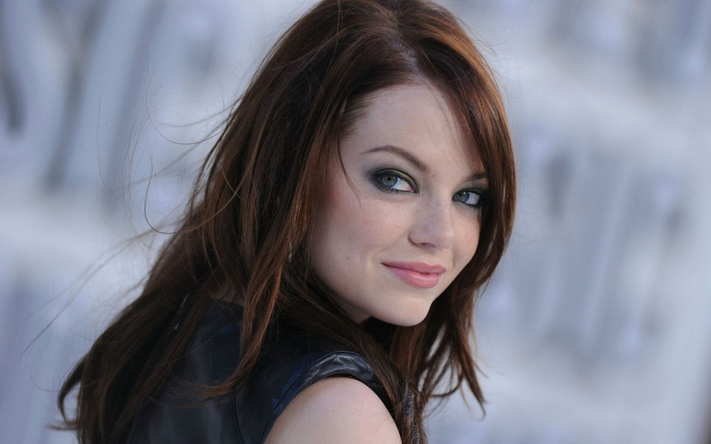 Super-awesome-Emma-stone-2012-wallpapers