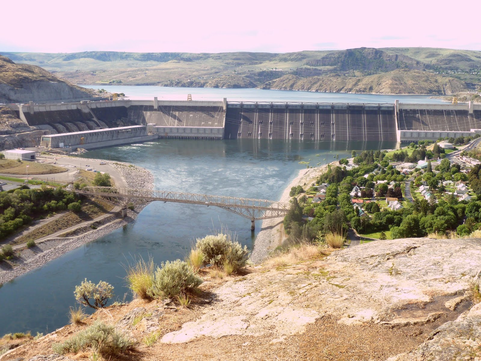 seniors walking across america: POST 657: 06/13/12: GRAND COULEE