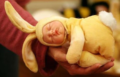 Día Mundial del Sueño Foto de un bebé soñando plácidamente