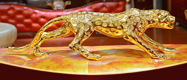 Con báo mạ vàng cao cấp - Gold Jaguar
