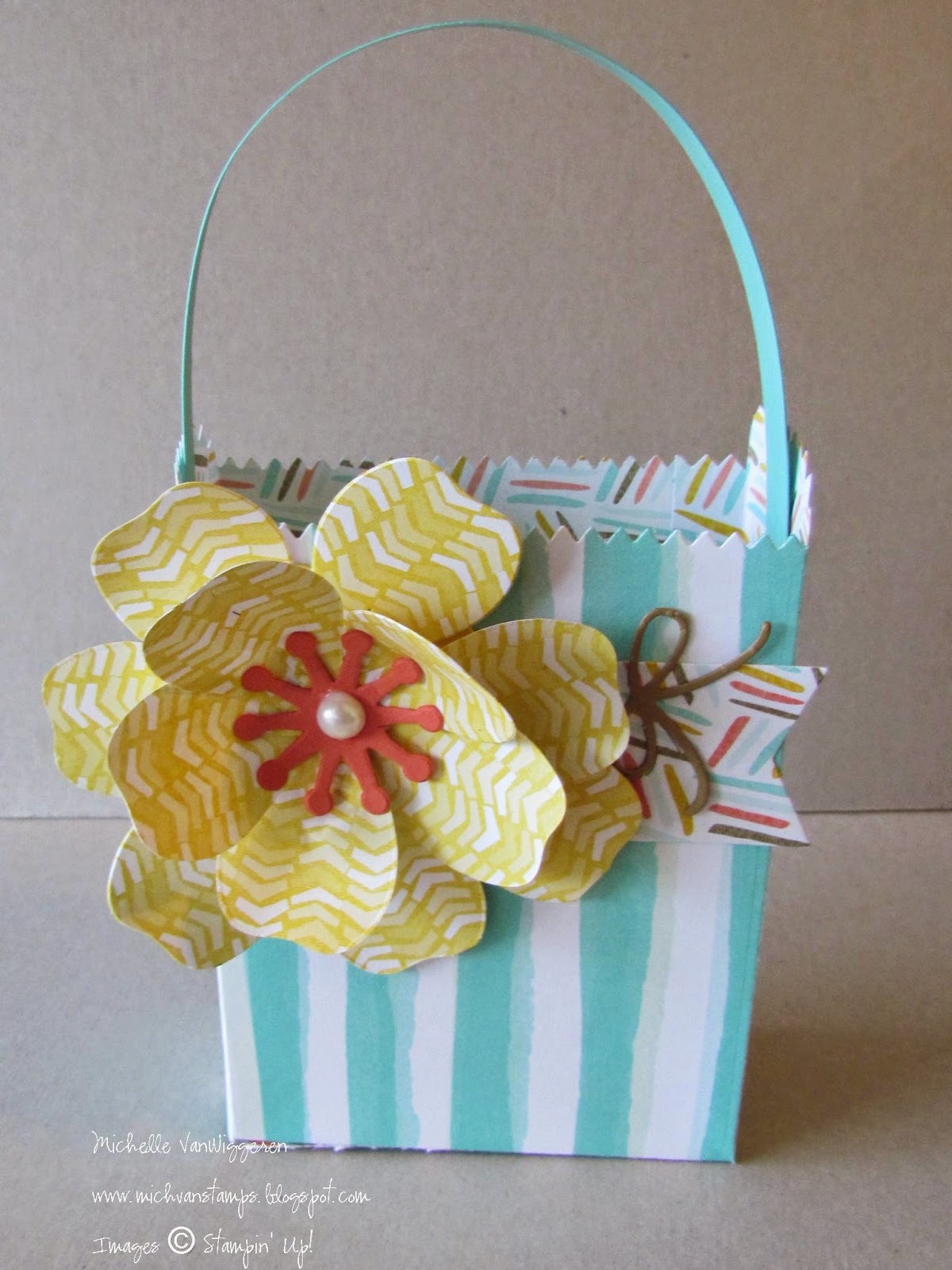 Michelle's Great Paper Chase: Mini Treat Bag Thinlits Alternate Projects