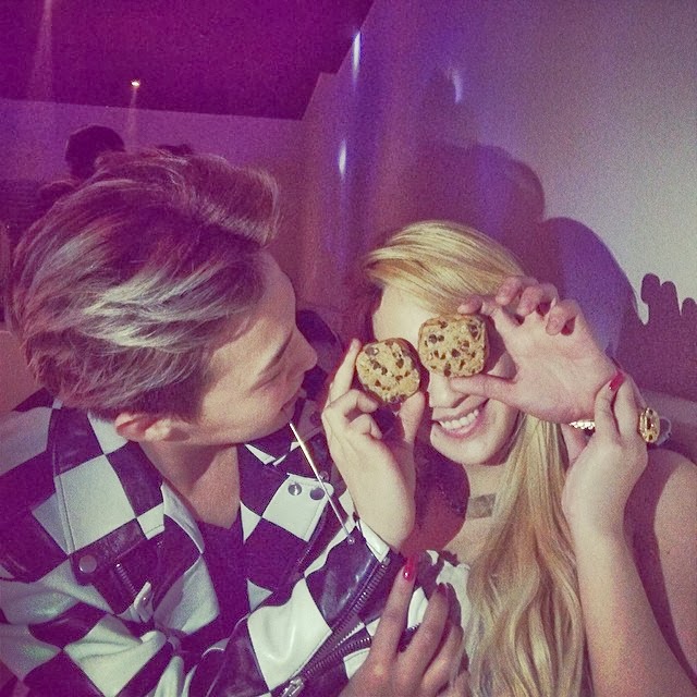 G Dragon And Cl Share Sweet Photo Together Daily K Pop News