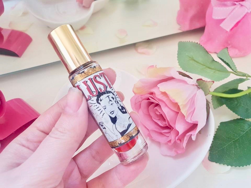 Lush Lust Perfume | Review 