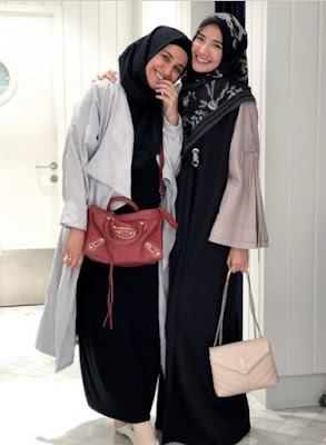 model hijab zaskia sungkar terbaru