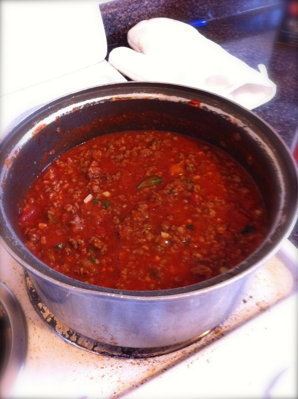 Pandas love pepper Meat Sauce (with sausage)