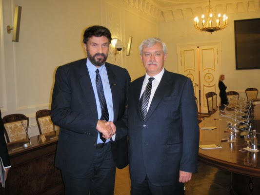 Με τον κυβερνήτη της Αγίας Πετρούπολης κ. Γκεόργκι Πολταβτσένκο