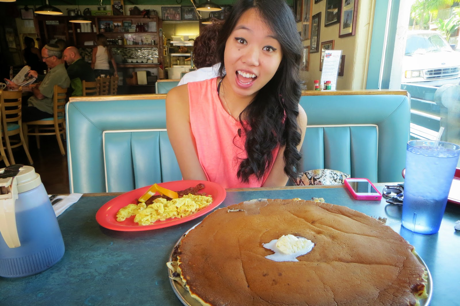 simply inter nos EAT THE POTHOLDER CAFE