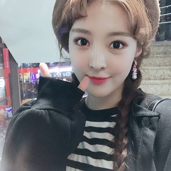 요즘자 베레모가 세상 찰떡인 아이돌.jpg | 인스티즈