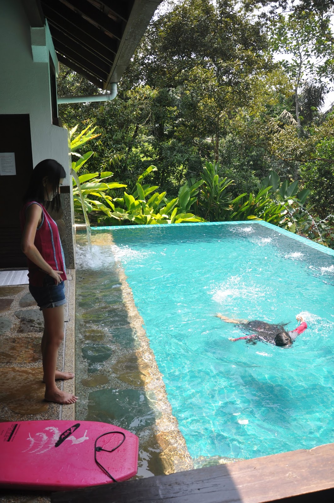 Homestay Hulu Langat Swimming Pool - Clothes News
