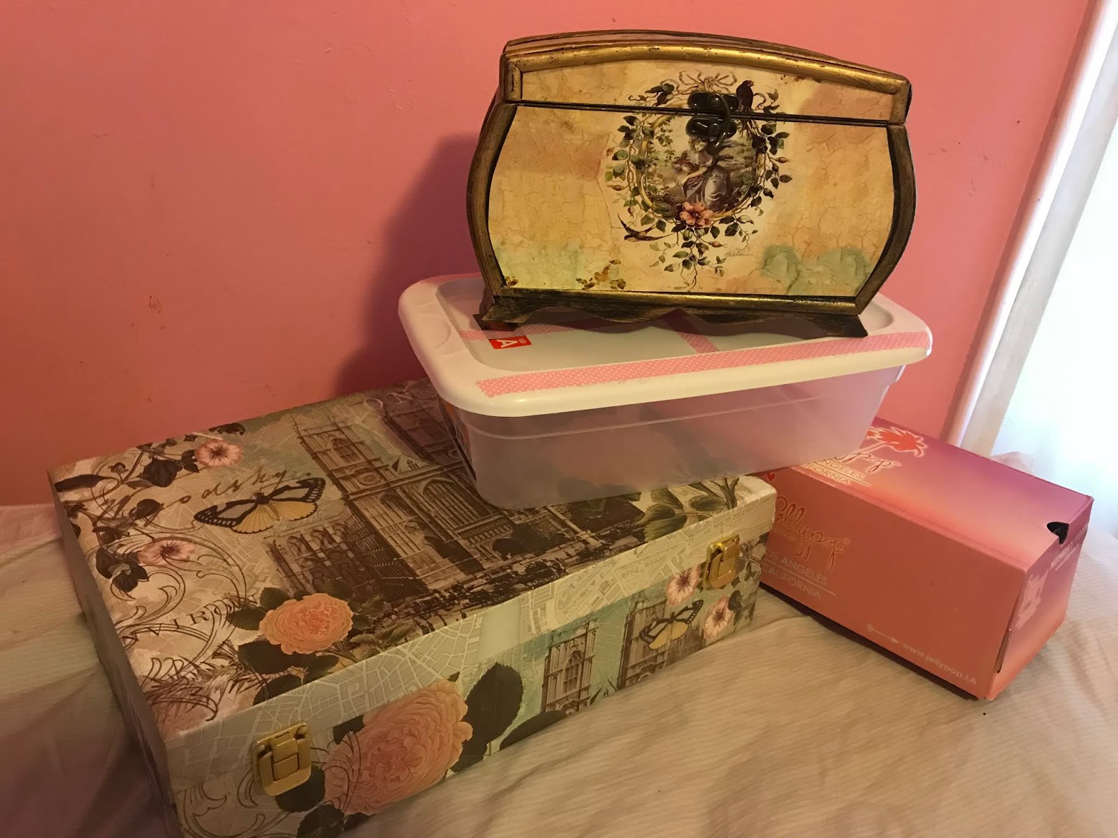 What To Put In A Self Care Box? How to Make a Box for Self Care