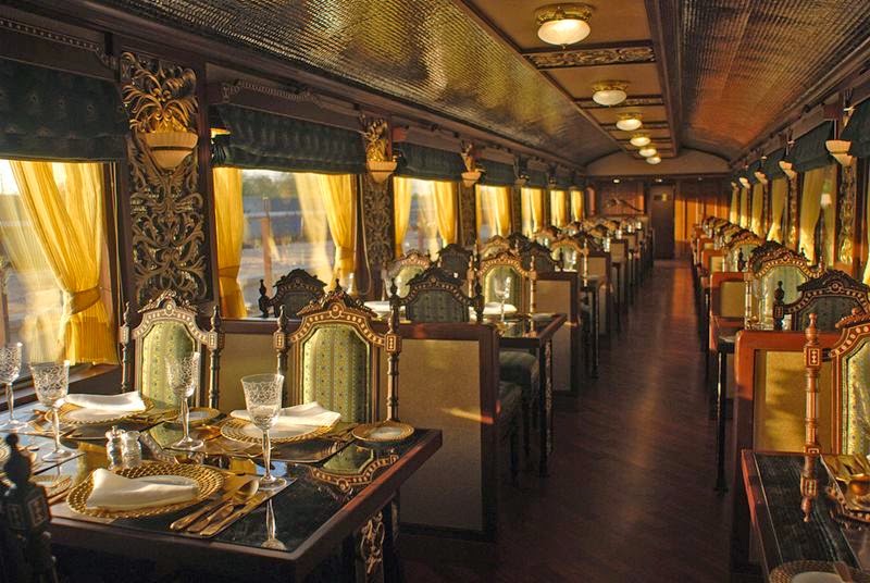 Maharajas' Express - Mayur Mahal, dining.