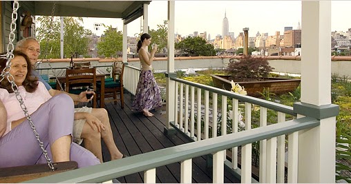 Casa, porche y pradera en una azotea de Greenwich Village, Nueva York