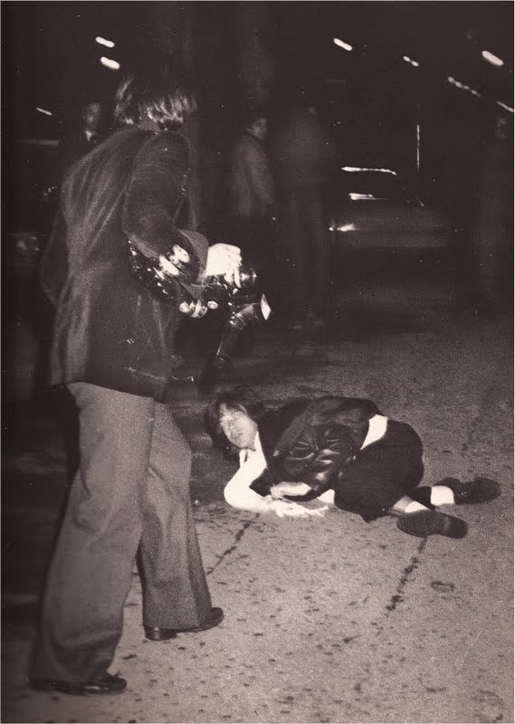 Has Mick Ever Tripped / Fallen on Stage?