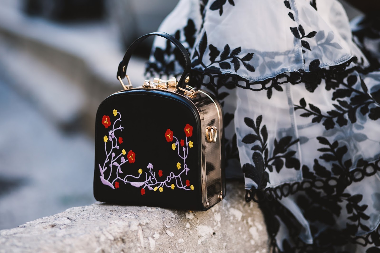 Metal Trimmed Floral Embroidered Handbag