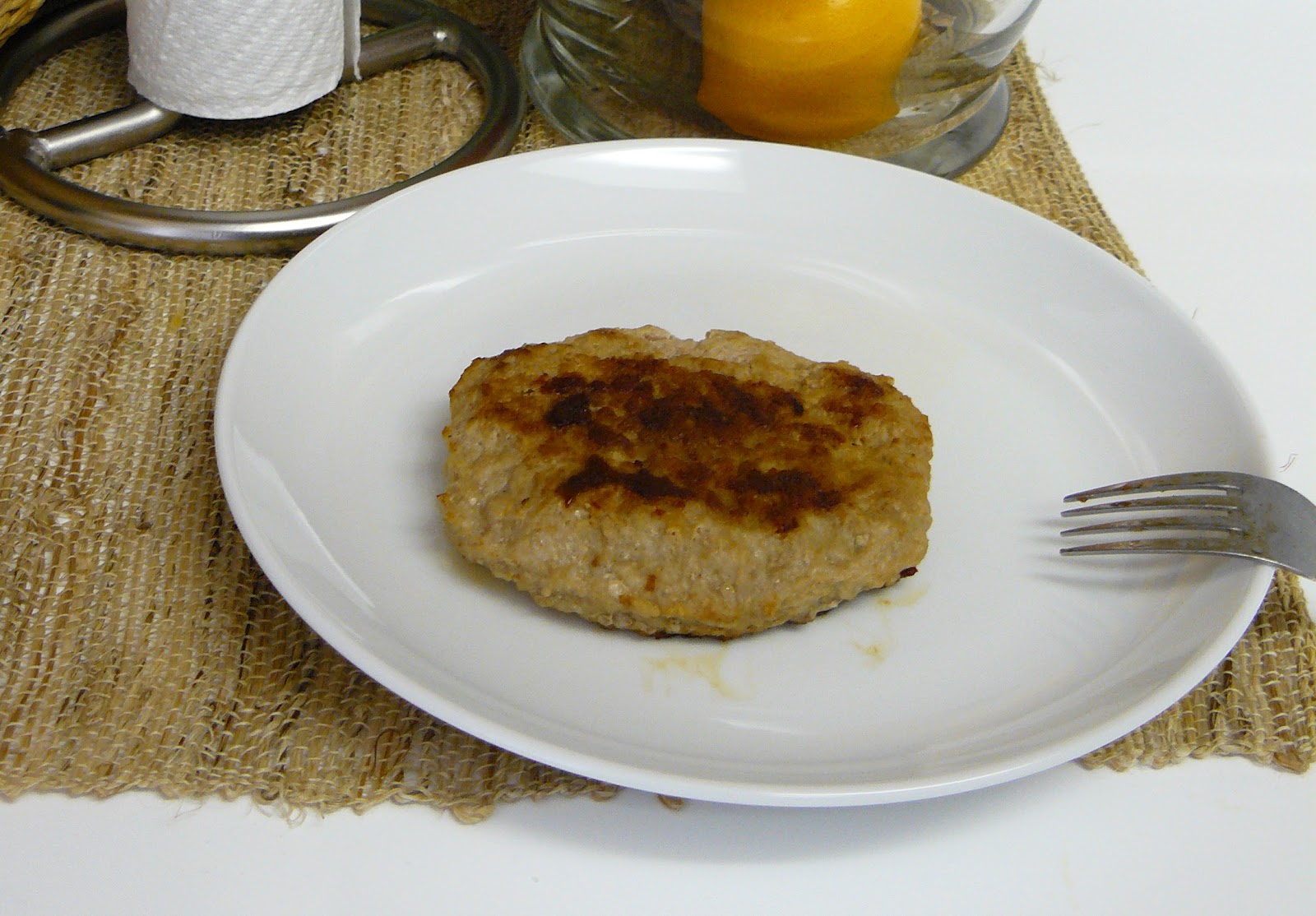 Meal Survivor Trader Joe's Frozen Turkey Burgers (and green beans)