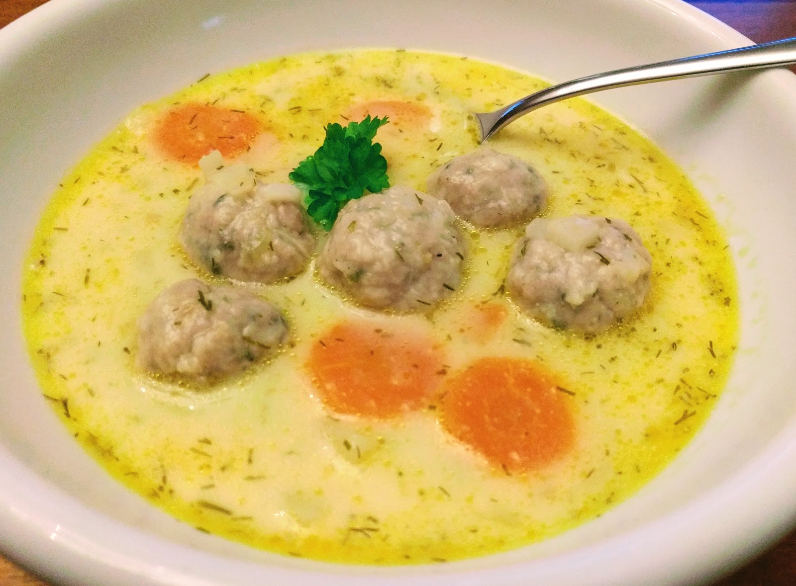 - Fleischklößchen Suppe Griechischer Art - Fleischklößchen Suppe Griechischer Art