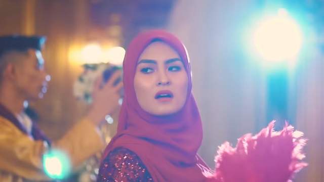 Lirik Lagu Belenggu Rindu Wany Hasrita & Dato� Jamal Lirik Lagu Belenggu Rindu Wany Hasrita & Dato� Jamal