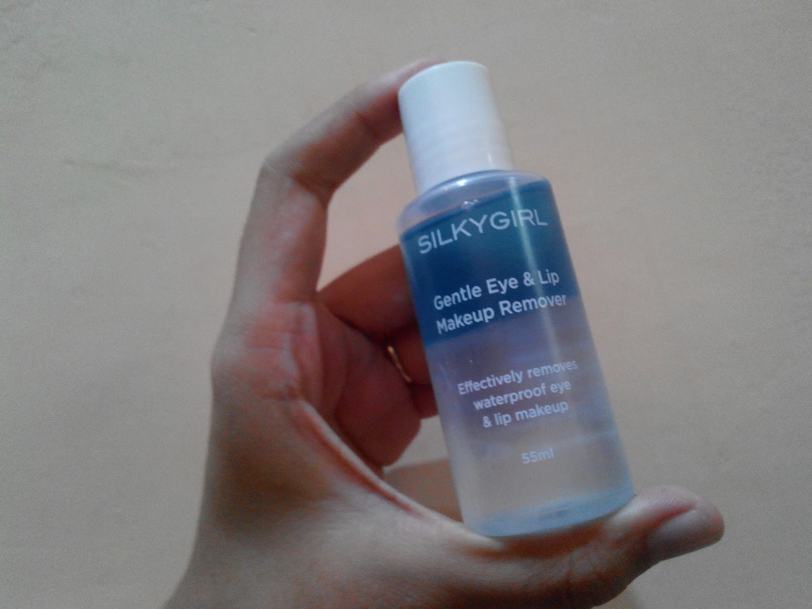 REVIEW Silkygirl Gentle Eye & Lip Makeup Remover ekagustina