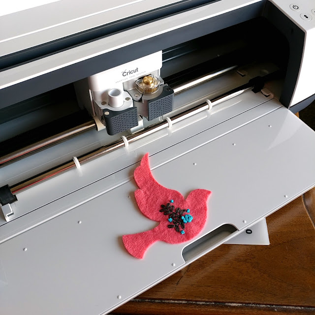 Fabric, Felt and the New Cricut Maker Ameroonie Designs