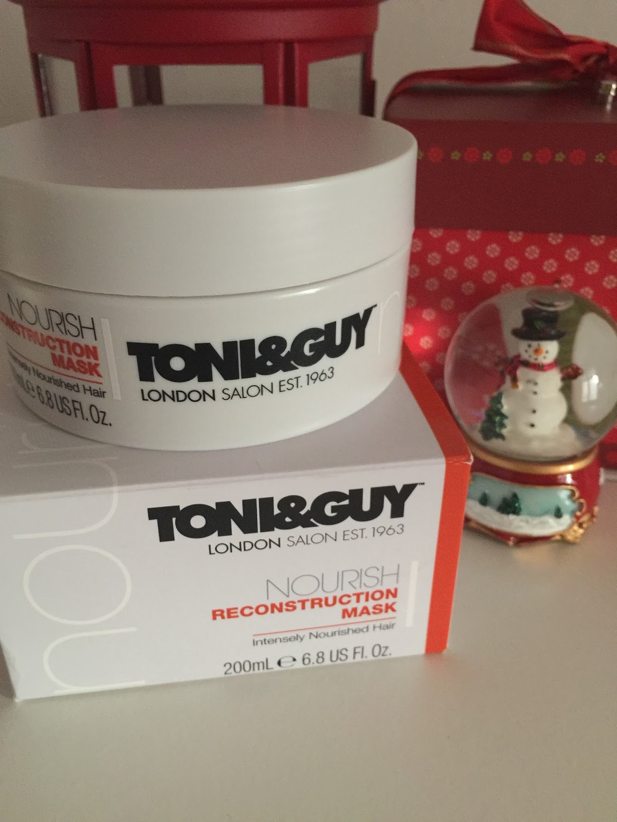 Ozun Dunyasindan Toni Guy Nourish Reconstruction Mask Yeniden Yapilandirici Sac Maskesi