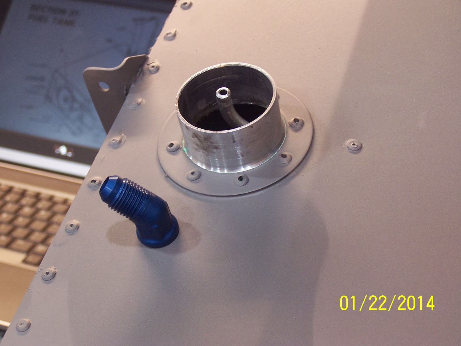 RV12 N79AM Fuel Tank Vent Modification