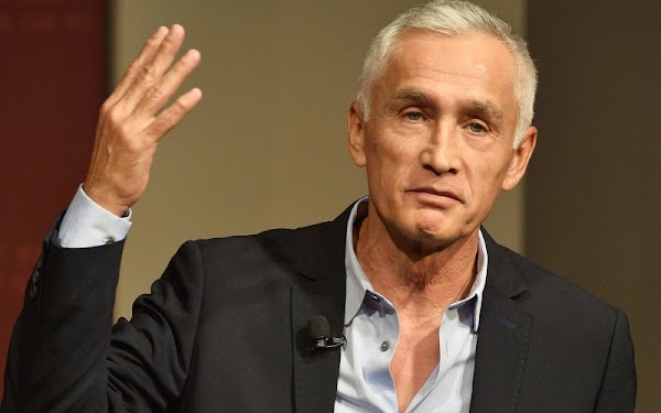 Peña Nieto es “un presidente corrupto y pequeño”: Jorge Ramos Peña Nieto es “un presidente corrupto y pequeño”: Jorge Ramos