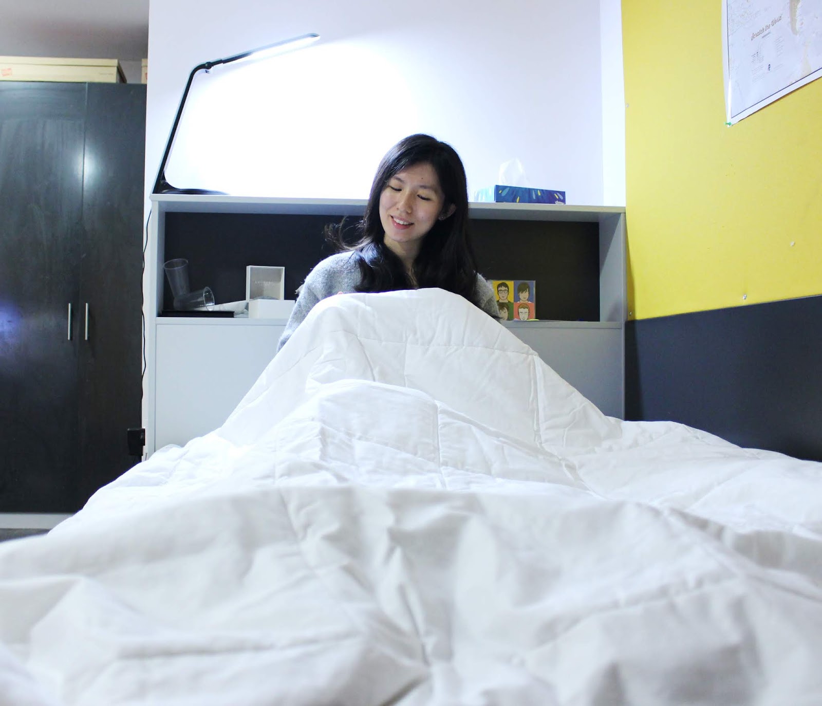 Fantail Flo Snuggle Up With Silk Bedding Direct