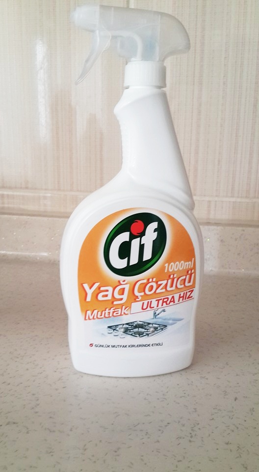 beyazbegonvil mutfak temizliginde