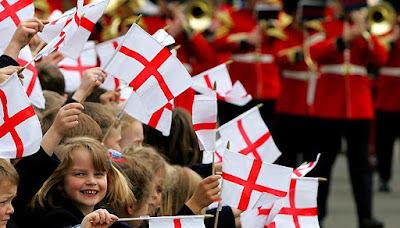 [Image: ST-GEORGE-le-hoi.jpg]