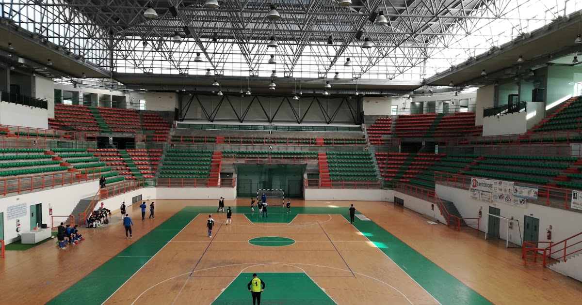 Notizie dal Terzo AL PALAZZETTO DELLO SPORT DI MESSINA PROSEGUONO I CAMPIONATI STUDENTESCHI Notizie dal Terzo AL PALAZZETTO DELLO SPORT DI MESSINA PROSEGUONO I CAMPIONATI STUDENTESCHI