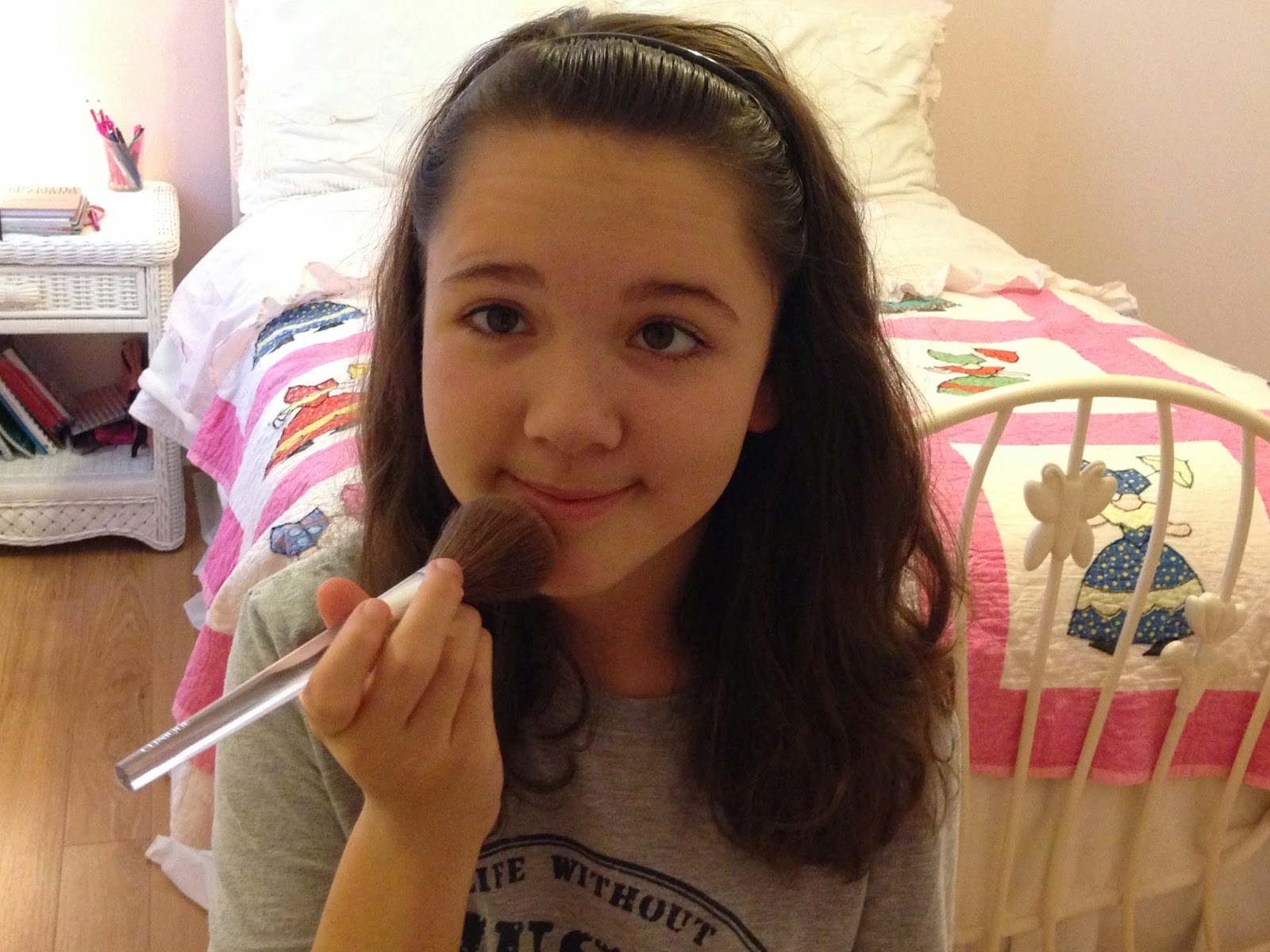 Juliana Grace Blog Space Middle School Makeup/ Makeup for Beginners!