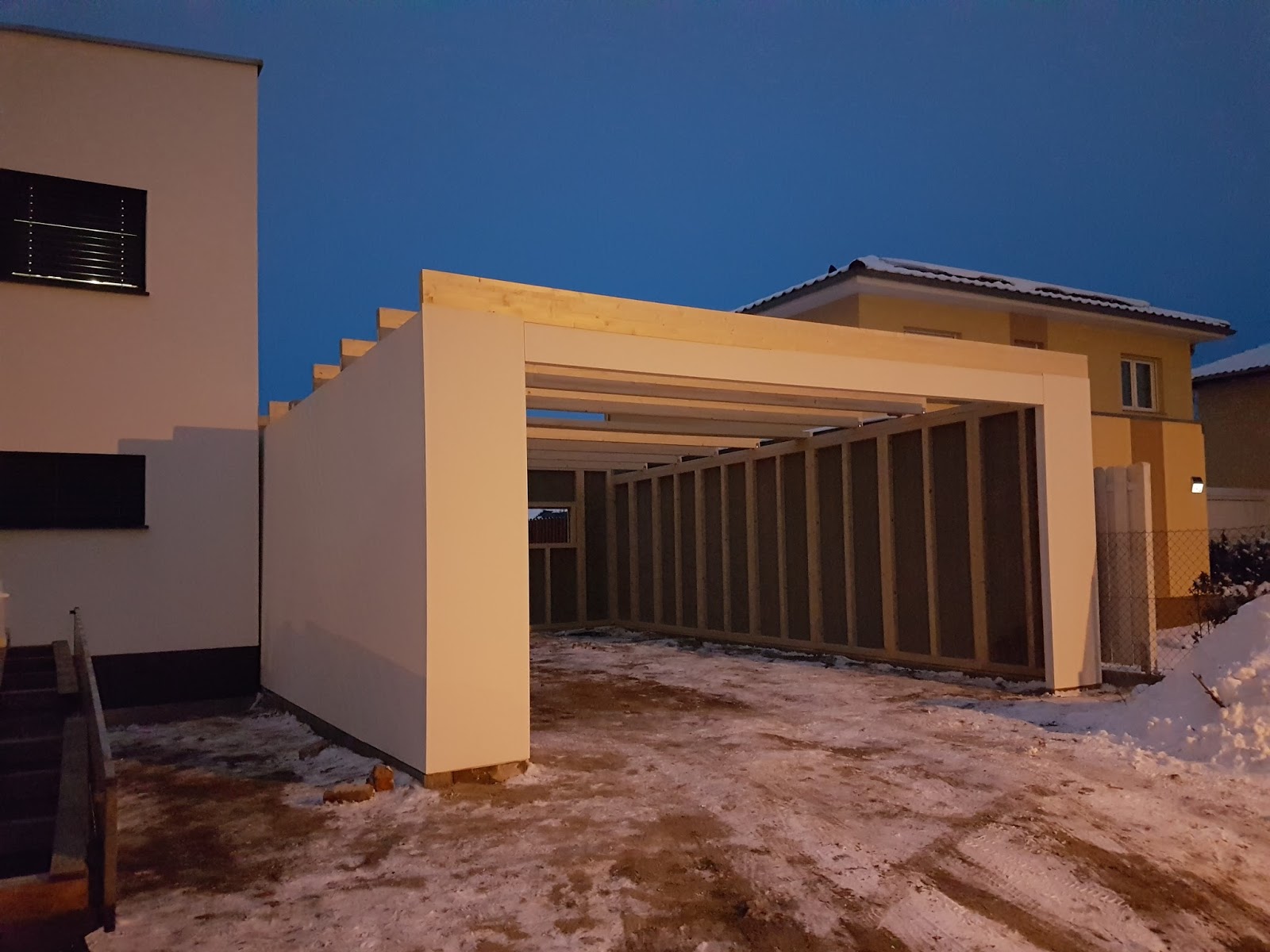 Projekt Stadthaus - Unser Traum vom Haus: Unsere Garage steht … endlich!