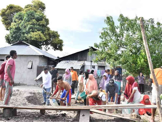 Rayakan Idul Adha, Petrus Fatlolon Kunjungi Karatat, Kilon dan Labobar Rayakan Idul Adha, Petrus Fatlolon Kunjungi Karatat, Kilon dan Labobar