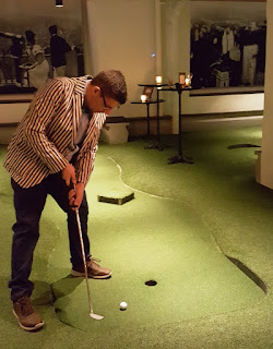 Swing by Golfbaren indoor minigolf course and speakeasy in Stockholm Sweden