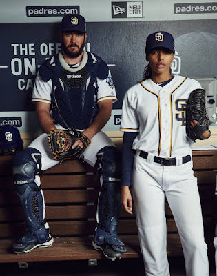 Image of Kylie Bunbury and Mark-Paul Gosselaar in Pitch Season 1