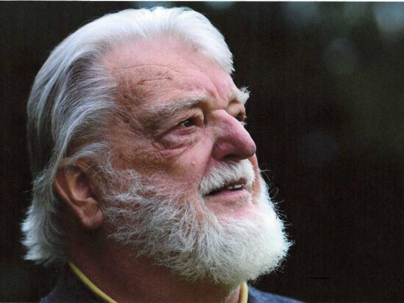 desarrollo a escala humana: Biografía Artur Manfred Max Neef